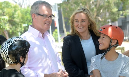 NSW Labor leader Michael Daley and Marjorie O’Neill with children in Coogee.