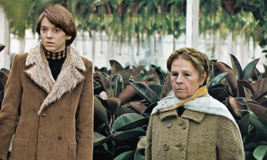 Bud Cort and Ruth Gordon as the titular characters in director Hal Ashby’s 1971 film Harold and Maude