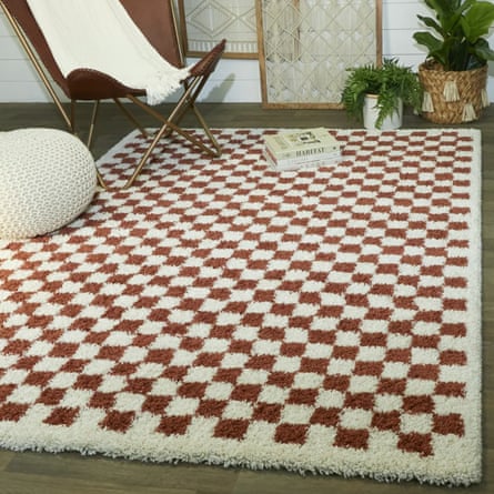 Checkerboard rug, $59, from Bed Bath & Beyond.