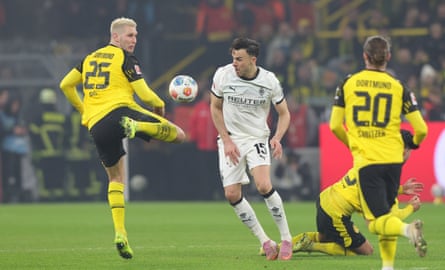 Niklas Süle in action against Borussia Mönchengladbach