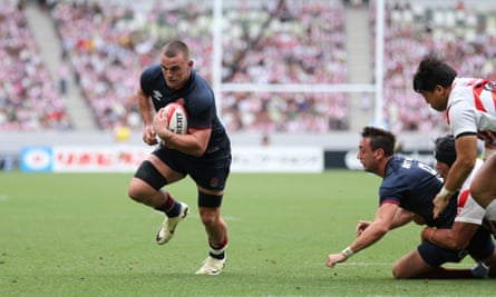 Ben Earl scores his try against Japan.