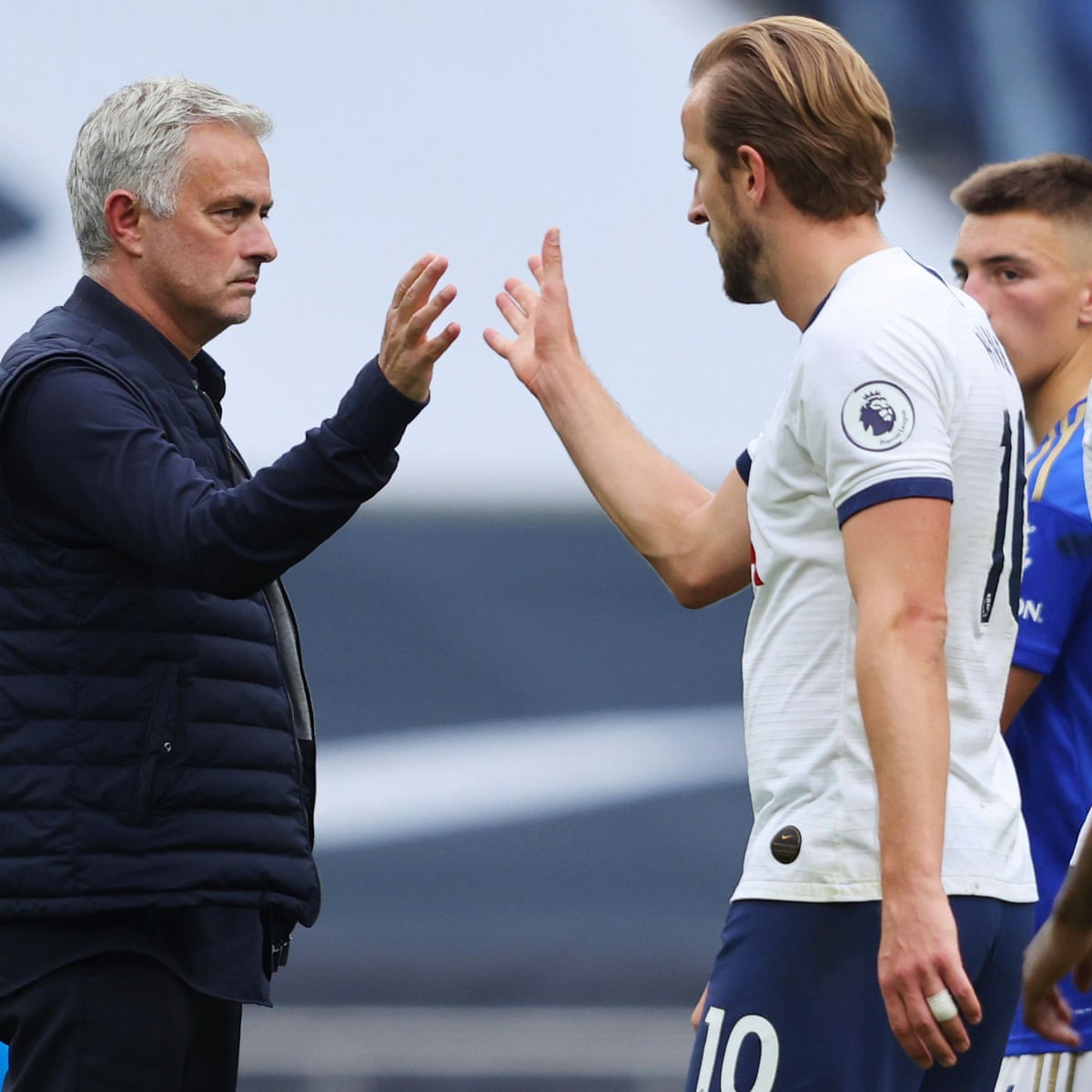 Jose Mourinho Does Not Want Spurs Strikers Who Are Scared Of Harry Kane Football The Guardian