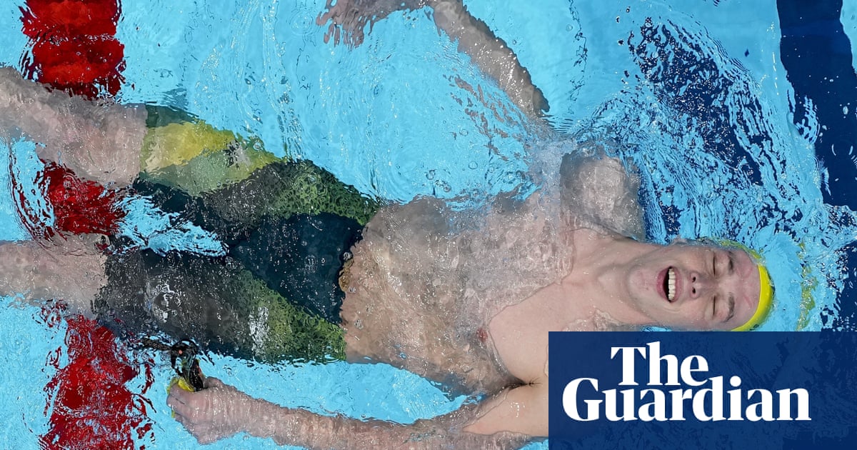 Zac Stubblety-Cook wins swimming gold for Australia after stunning last lap