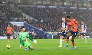 Everton’s Dominic Calvert-Lewin scores their second goal.