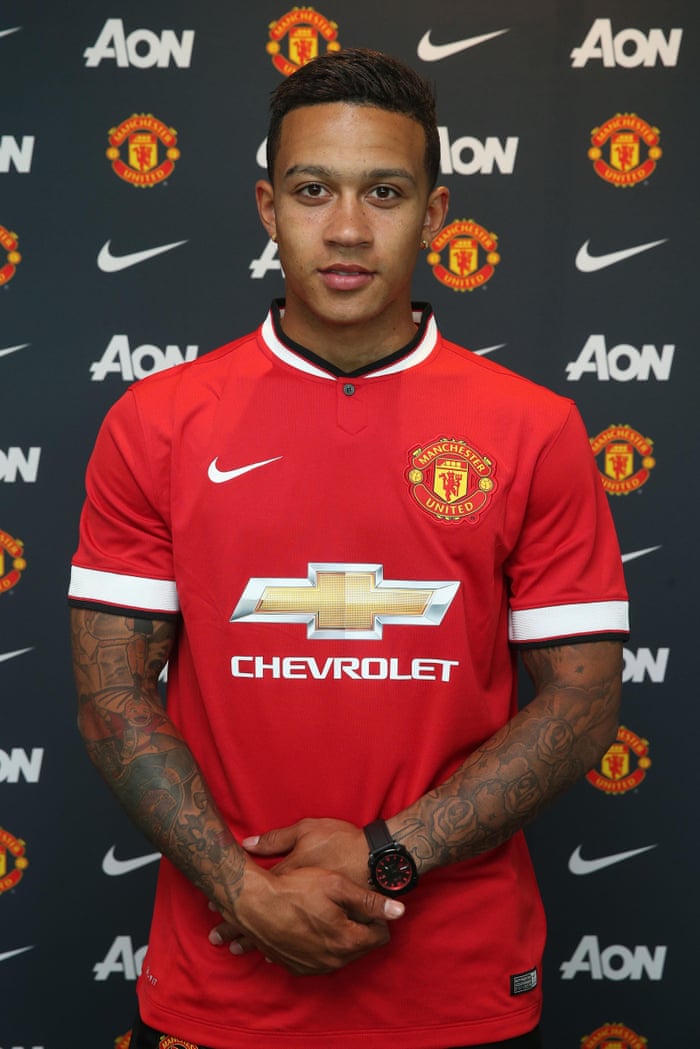 Memphis Depay Completes Dream Manchester United Move From Psv Football The Guardian