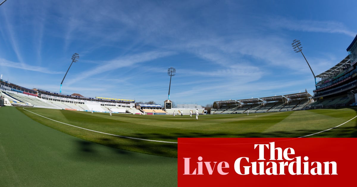 Warwickshire v Essex, Sussex v Yorks and more: county cricket – live!