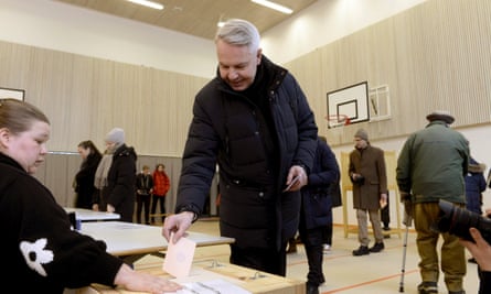 Pekka Haavisto casts his vote in Helsinki