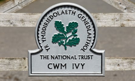 Cwm Ivy sign