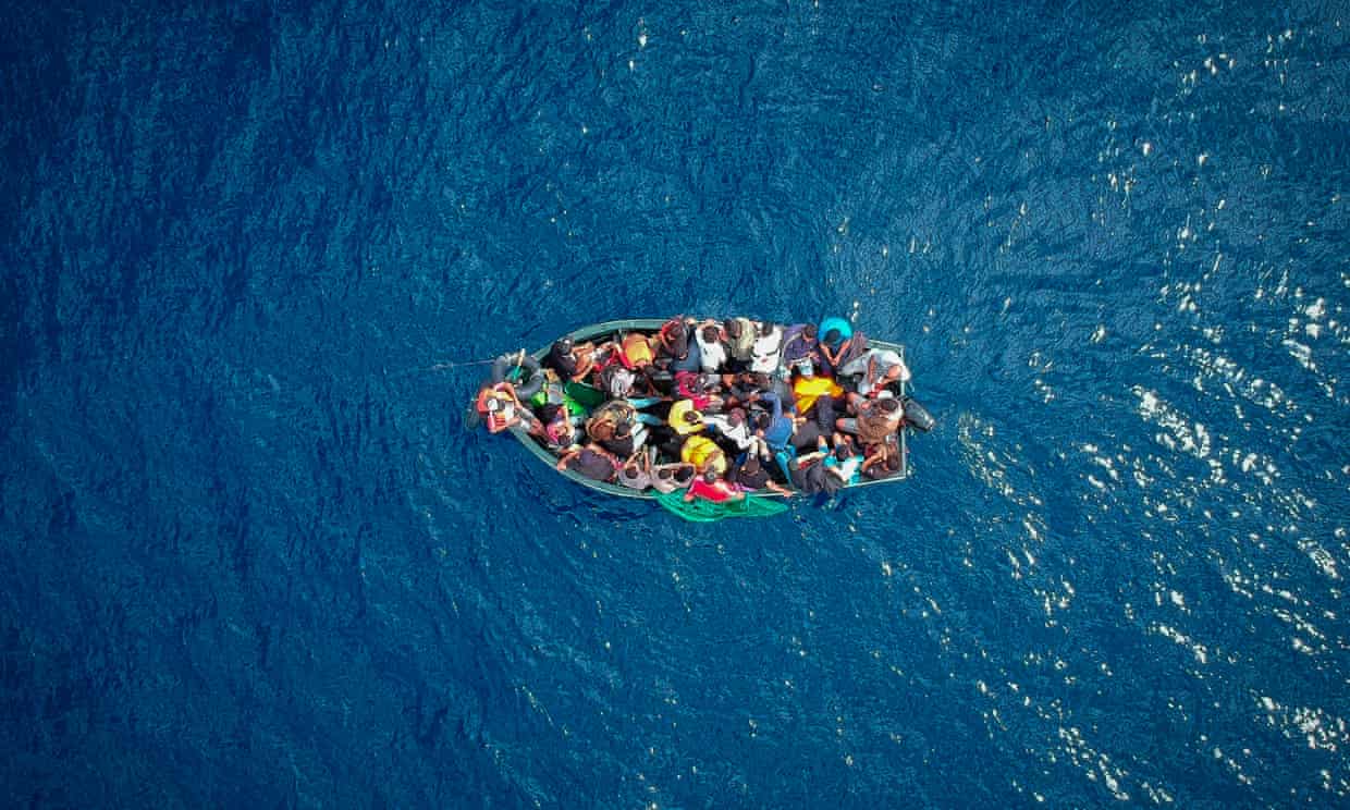 Spanish police arrest 15 after long investigation into alleged people-smuggling gang (theguardian.com)