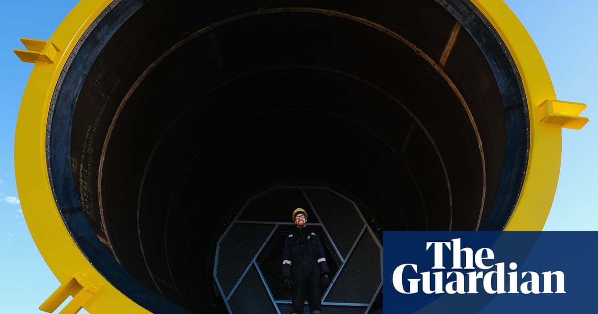 Biggest offshore windfarm to start UK supply this week