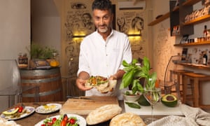 Alessandro Frassica prepares a pannini at ’Ino, Florence.