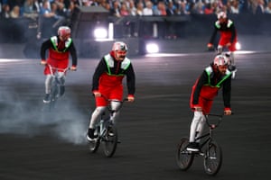 Performers arrive on bikes