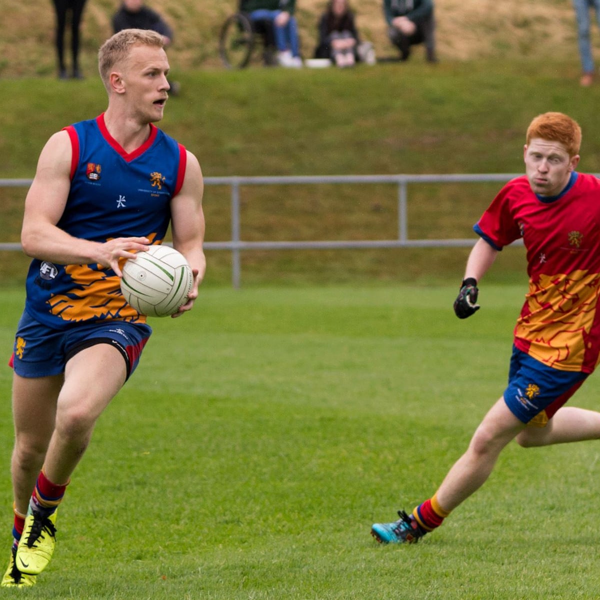 The Brit Who Went From Aussie Rules Novice To The Verge Of An Afl Career Sport The Guardian