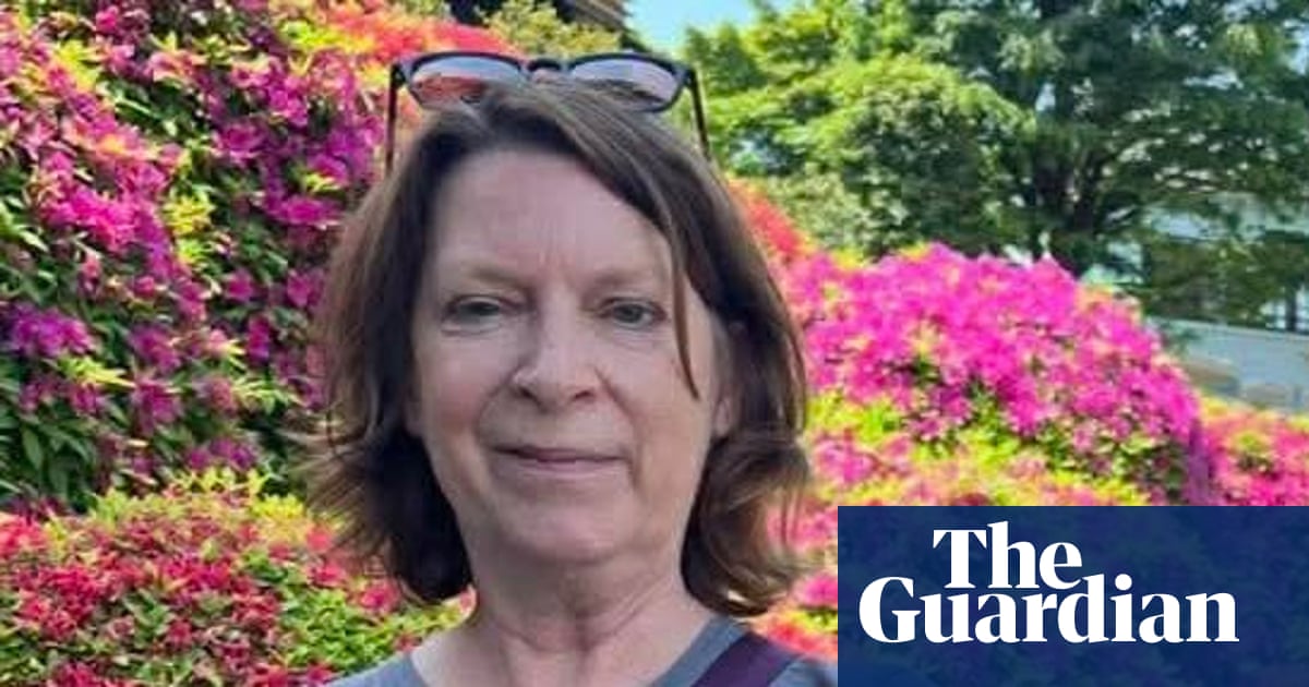 New UK border rules for dual nationals are discriminatory against women, campaigners say