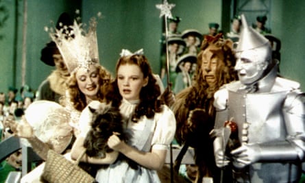 Ray Bolger, Billy Burke, Judy Garland, Bert Lahr and Jack Haley in The Wizard of Oz.