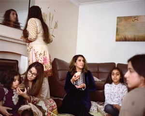 Arissa Mahroof, Ilam Mahroof, Safina Khan, Rashda Mahroof, Aliza Khan, Hansa Mahroof