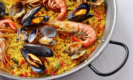 Robot that can cook a paella is causing quite a stir in Spain