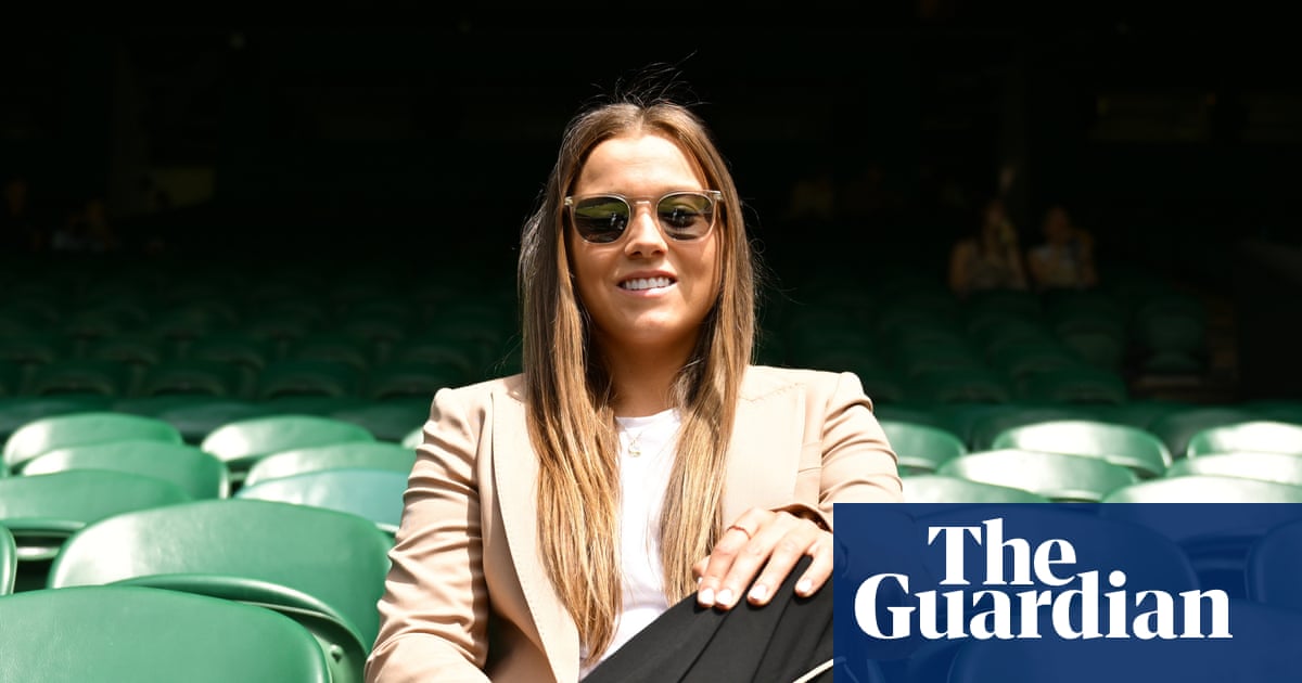 Brighton’s Fran Kirby: ‘Instead of running around like a headless chicken, I stand and assess’