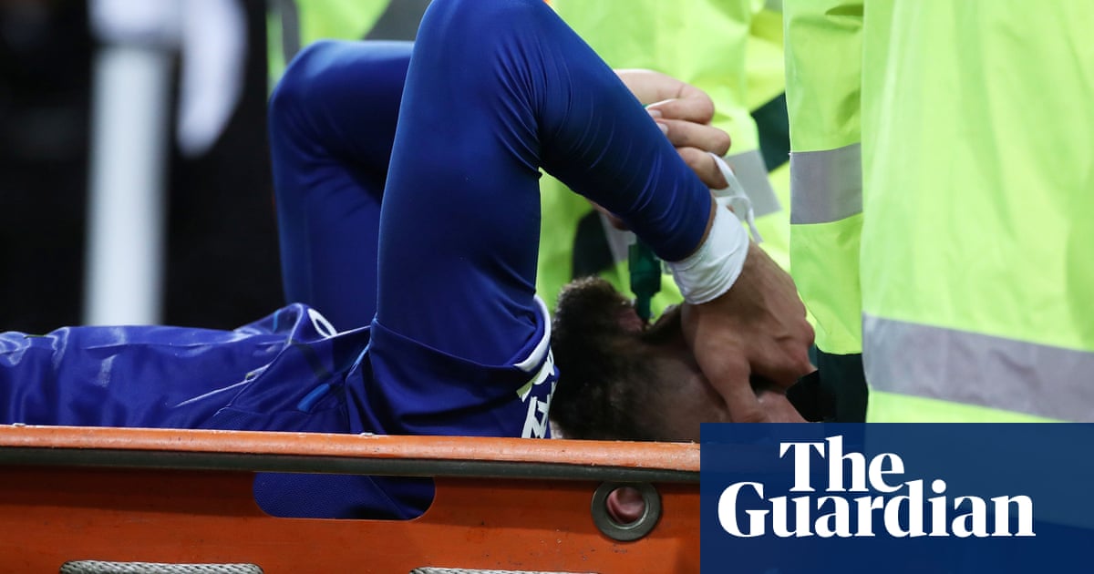 Everton confirm surgery on André Gomes’s ankle ‘went extremely well’