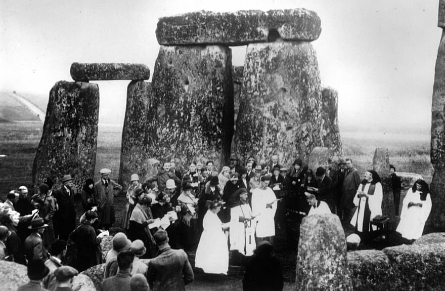 A druidic ceremony at Stonehenge circa 1923.