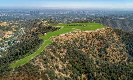 In Los Angeles, California, the 157-acre parcel known as the Mountain has sold for a mere $100,000.