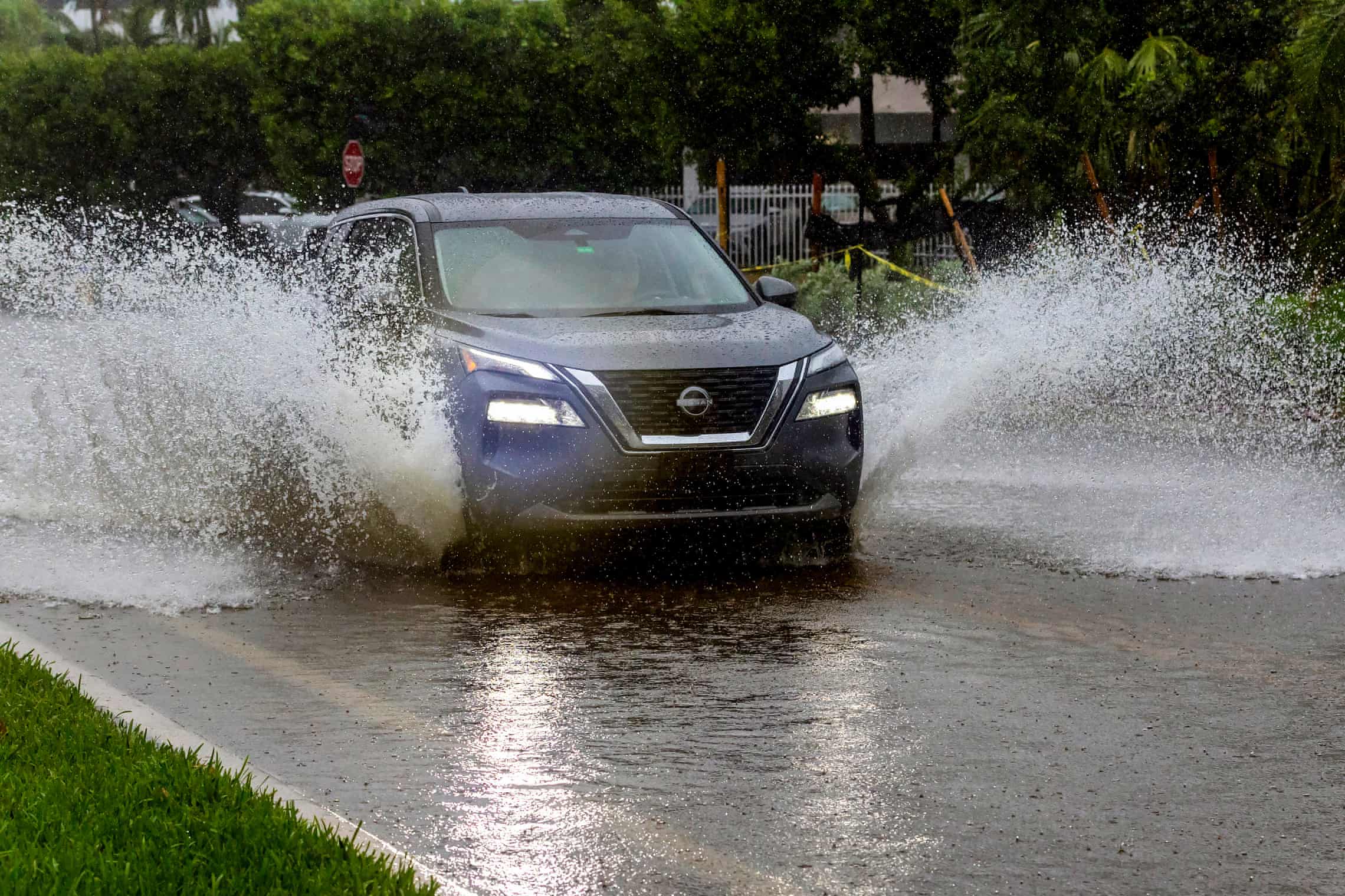 Southern Florida sees record breaking rain