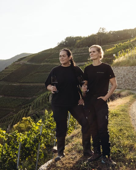 Dörte (left) and Meike Näkel, who run the Meyer-Näkel winery
