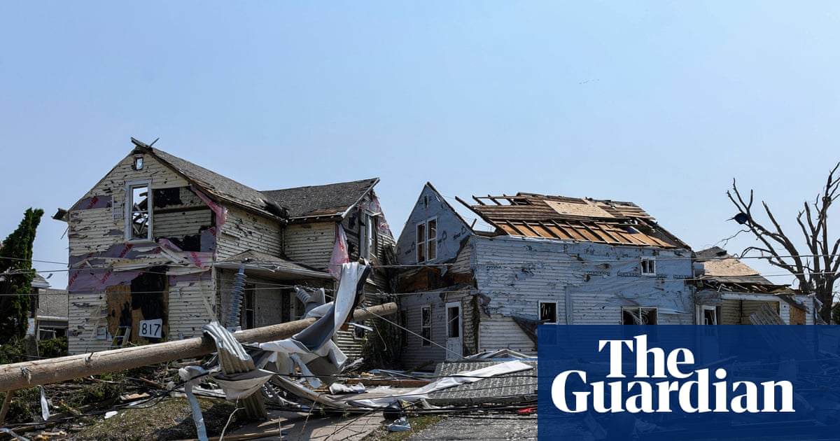 ‘Devastating’ tornado rips through Wisconsin communities