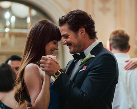 Dakota Johnson and Pedro Pascal in Materialists.