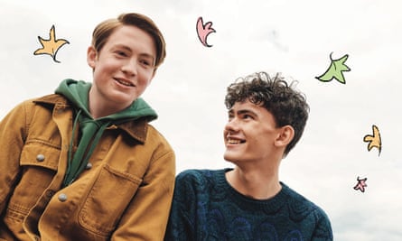 Kit Connor (Nick) and Joe Locke (Charlie) in the Netflix adaptation of Heartstopper.