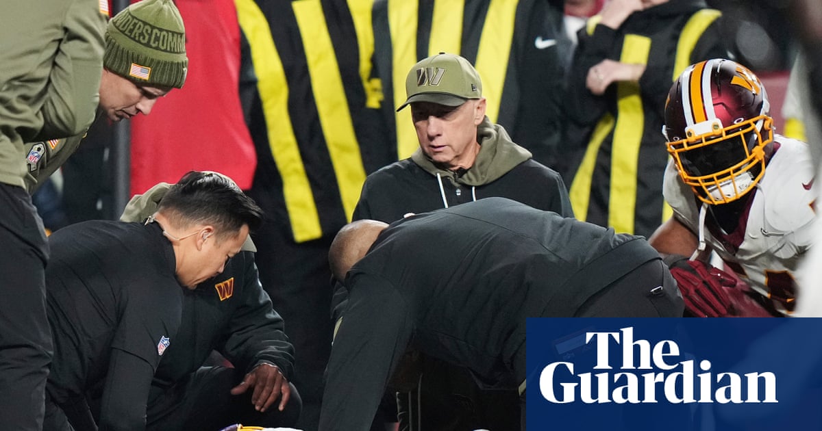 Commanders coach accepts blame for leaving Jayden Daniels in game before serious injury