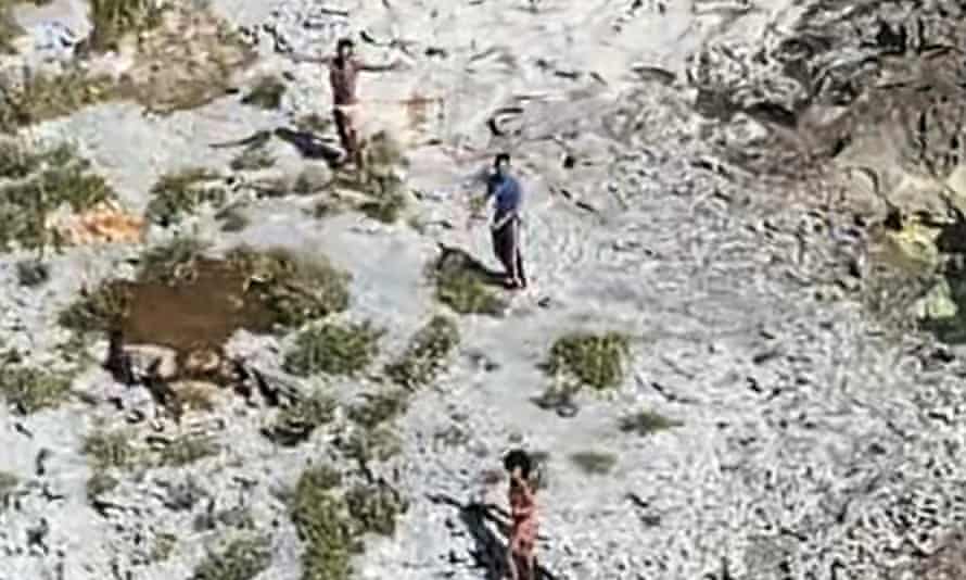 US coast guard officials have rescued three people who are from Cuba told after their boat capsized in rough waters and they were able to swim to Anguilla Cay.