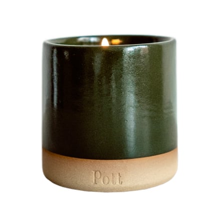 Pott standard Holly candle