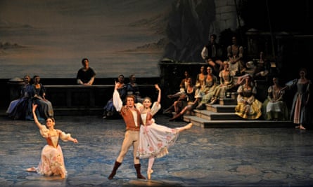 Melanie Hamrick (left) with Frederic Franklin and Hee Seo in the American Ballet Theatre’s Swan Lake at the London Coliseum in 2009.