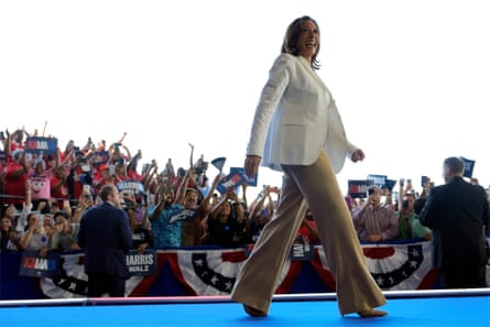arris arrives at a campaign rally in Romulus, Michigan, on.7 August.