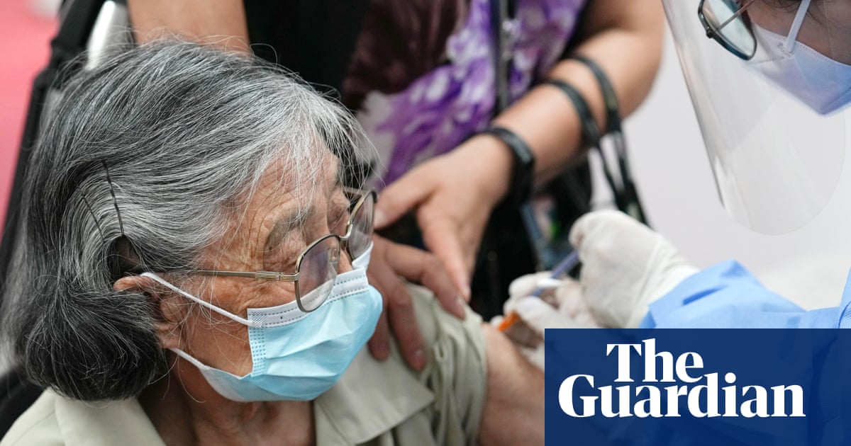 China targets older people in Covid-19 vaccination drive