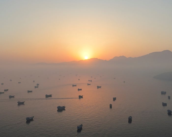 Middle East crisis live: Iran and Oman agree on coordinates of route through strait of Hormuz, says Iranian foreign ministry