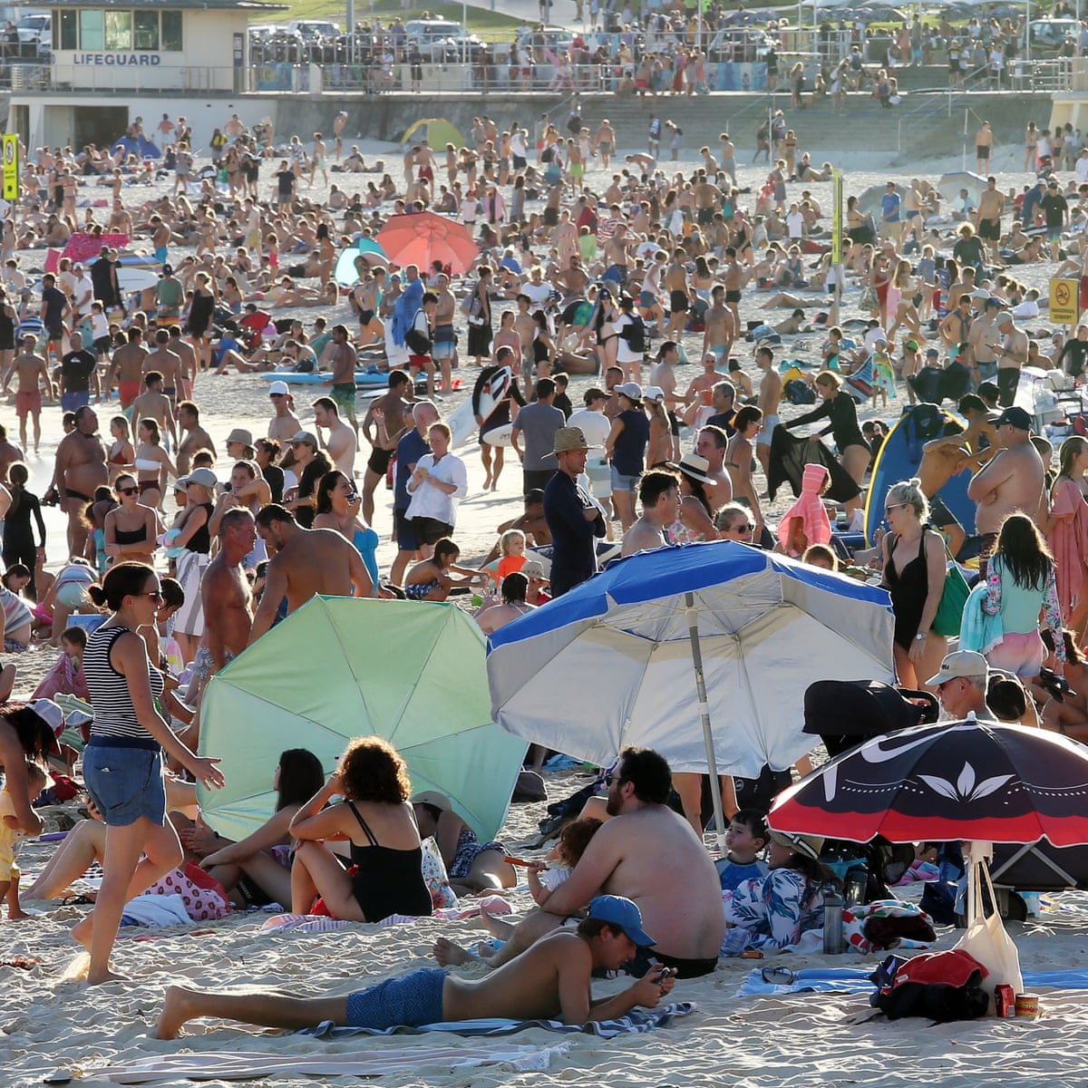All Of Sydney S Eastern Beaches To Close On Sunday To Enforce