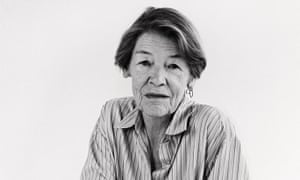 Glenda Jackson in black and white looking at the camera