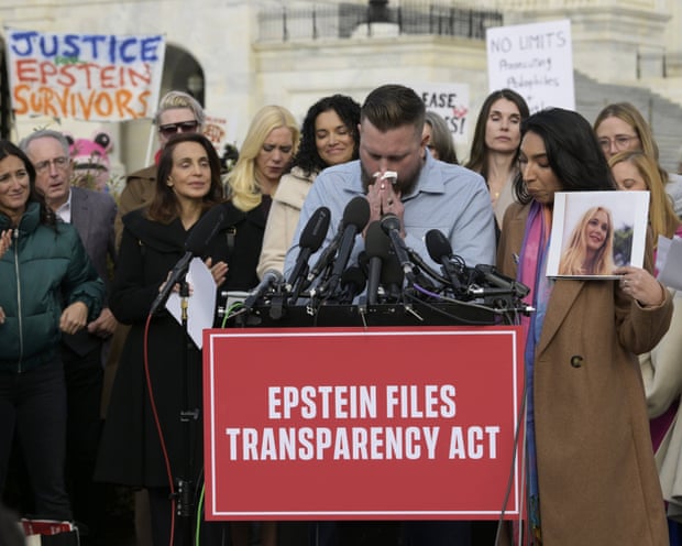 Si los sobrevivientes de Epstein no reciben justicia, eso es una bomba de tiempo. Si los sobrevivientes de Epstein no reciben justicia, eso es una bomba de tiempo.