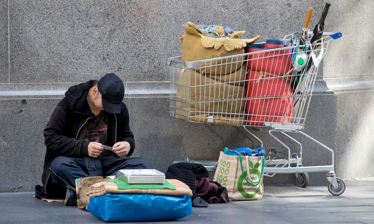Dostávají bezdomovci v Austrálii blaho?