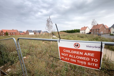 Sign saying children are not allowed to play on this site