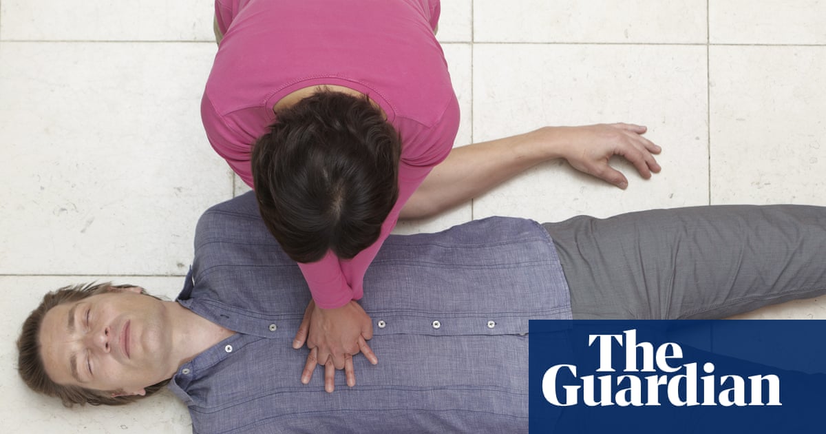 People put off giving CPR by unrealistic TV depictions, researchers say