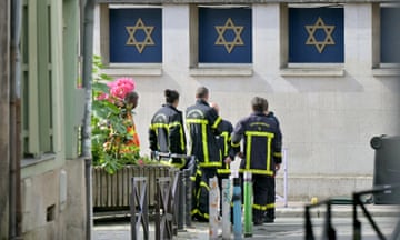 Firefighters at the synagogue