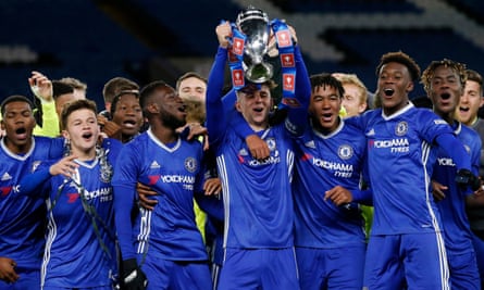 Chelsea S Young Guns Dismantle Manchester City To Secure Fa Youth Cup Fa Youth Cup The Guardian