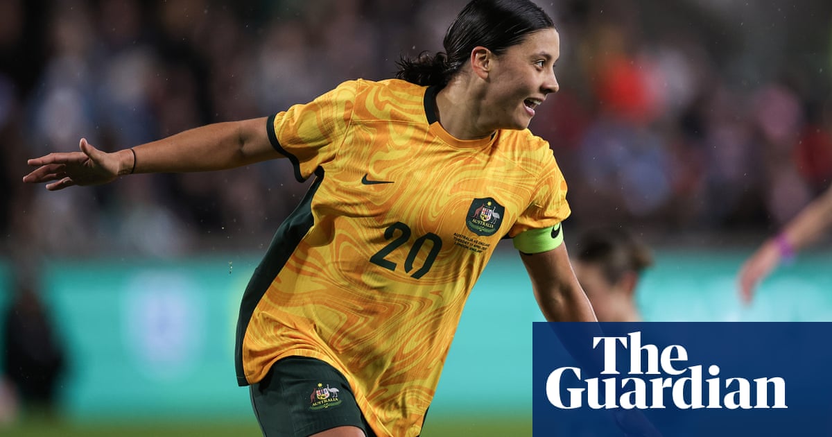 Sam Kerr to lead party of prominent Australians as flag bearer at King Charles's coronation