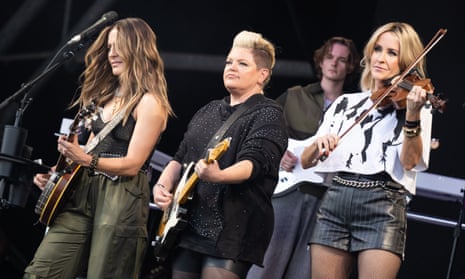 (L-R) Emily Strayer, Natalie Maines and Martie Maguire of the Chicks perform on the Pyramid stage.