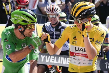 Mark Cavendish και Tadej Pogacar.