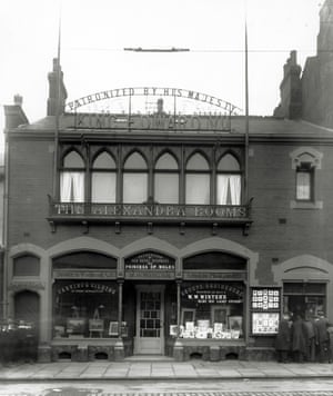 Frontage of W W Winter photography, the business moved to their purpose built studio in 1867. The metal signage was cut down for the war effort in the 1940s