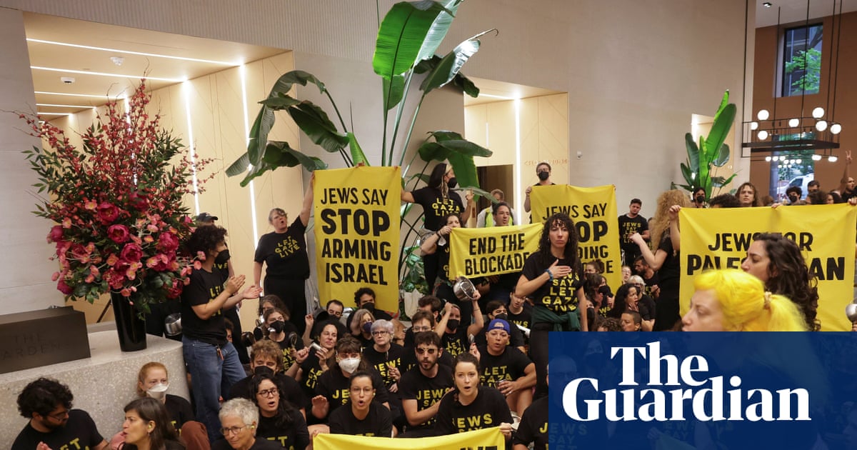 NYC Pro-Palestine Protest Leads to Mass Arrests at Schumer's Office